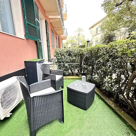Nervi House Con Accesso Privato *